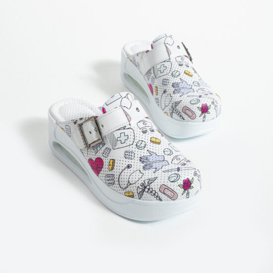 Zuecos sanitarios de piel blanca para mujer con plataforma | TUASOLEA