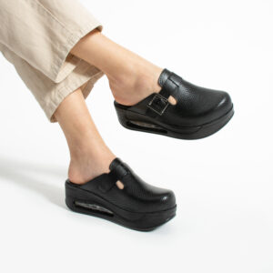 Zuecos sanitarios de piel negra para mujer con plataforma Sin categoría Monocromáticos