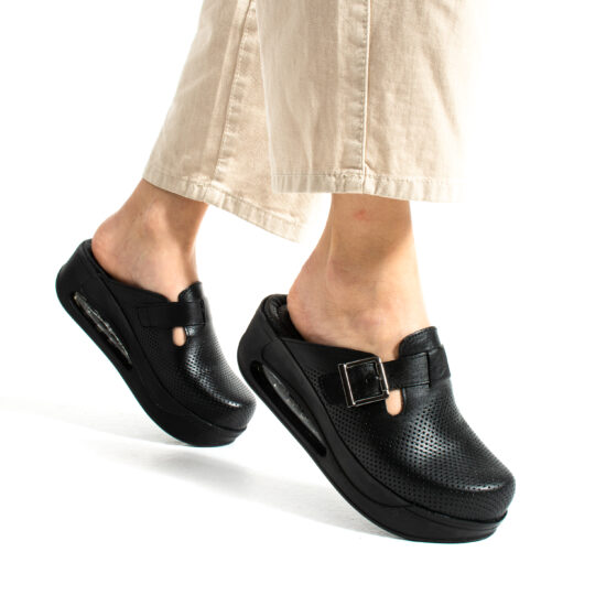 Zuecos sanitarios de piel negra para mujer con plataforma | TUASOLEA