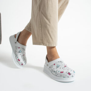 Zuecos sanitarios antideslizantes de piel con tira trasera Zuecos sanitarios mujer Dentistas