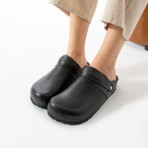 Zuecos sanitarios planos de piel para mujer negros Sandalias mujer y chanclas Monocromáticos