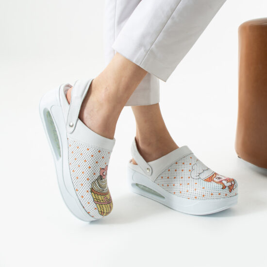 Zuecos de trabajo de piel con plataforma y tira trasera para cocina | TUASOLEA