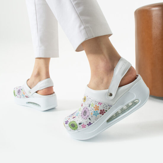 Alternative view of Zuecos de trabajo de piel con plataforma y tira trasera