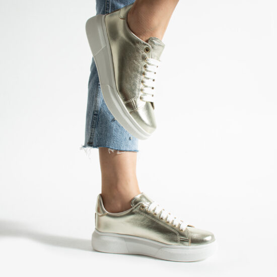 Zapatillas doradas casual de piel para mujer | TUASOLEA