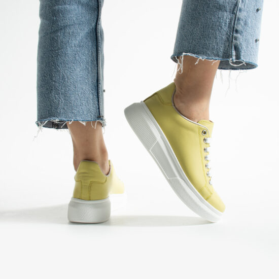 Zapatillas amarillas casual de piel para mujer | TUASOLEA