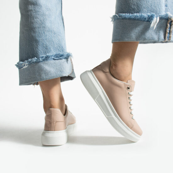 Zapatillas nude casual de piel para mujer | TUASOLEA