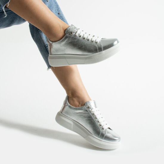 Zapatillas plateadas casual de piel para mujer | TUASOLEA
