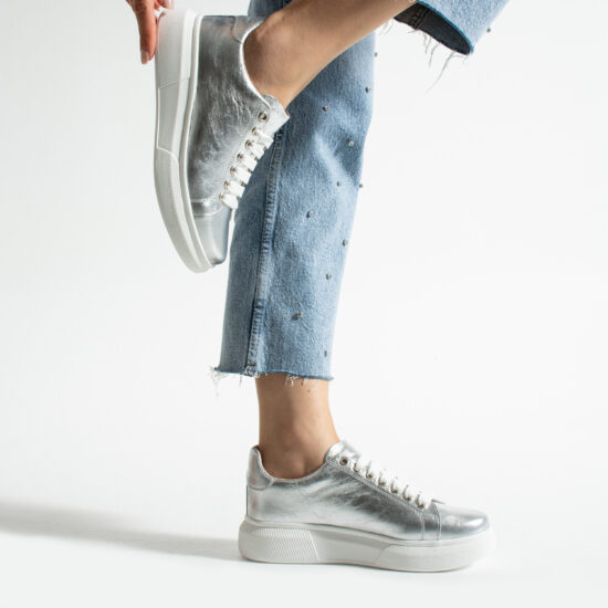 Zapatillas plateadas casual de piel para mujer | TUASOLEA