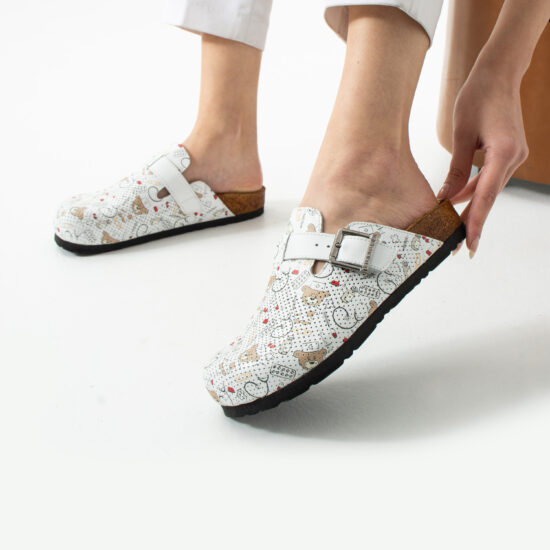 Zuecos sanitarios planos de piel para mujer | TUASOLEA