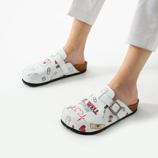 Zuecos sanitarios planos de piel para mujer | TUASOLEA