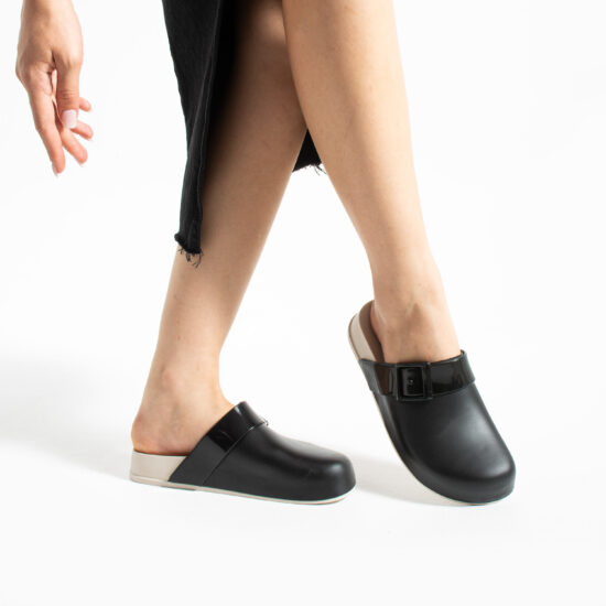 Zuecos de goma mujer cerrados negros | TUASOLEA