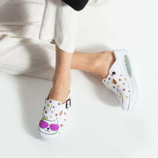 Zuecos de trabajo con plataforma y diseño colorido | TUASOLEA