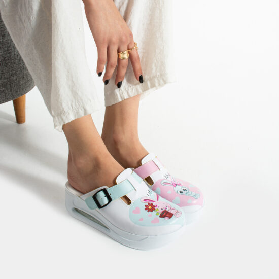 Zuecos de trabajo con plataforma y diseño colorido Zuecos sanitarios mujer con plataforma Zuecos con dibujos 17