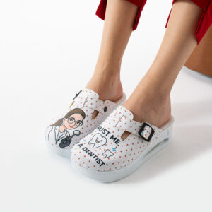 Zuecos sanitarios mujer con plataforma para dentistas Sin categoría Dentistas Zuecos sanitarios mujer con plataforma para dentistas Sin categoría Dentistas