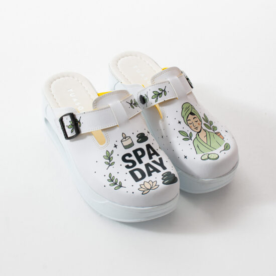 Zuecos de trabajo con plataforma para spa y estética | TUASOLEA