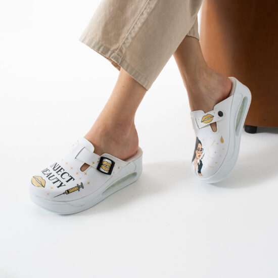 Alternative view of Zuecos sanitarios con plataforma para esteticistas y salones