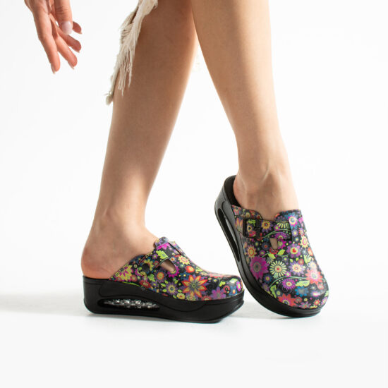 Zuecos de trabajo con plataforma y diseño colorido | TUASOLEA