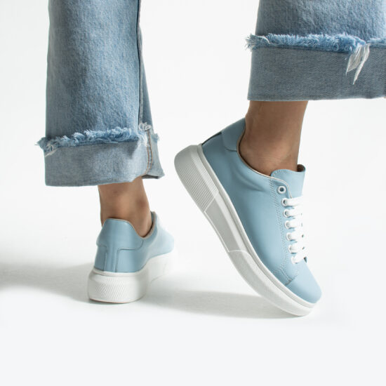 Zapatillas azules casual de piel para mujer | TUASOLEA