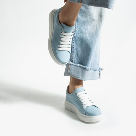 Zapatillas azules casual de piel para mujer | TUASOLEA