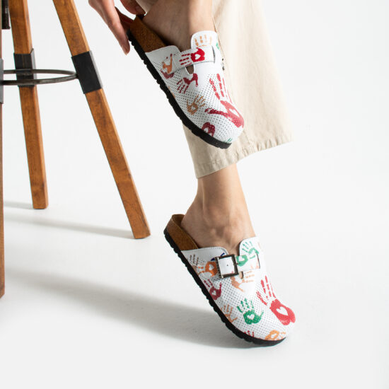 Alternative view of Zuecos planos cómodos para mujer con dibujos de piel natural