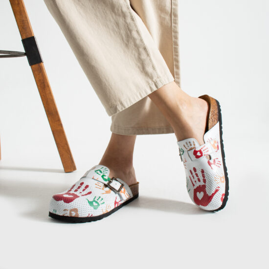 Zuecos planos cómodos para mujer con dibujos de piel natural | TUASOLEA