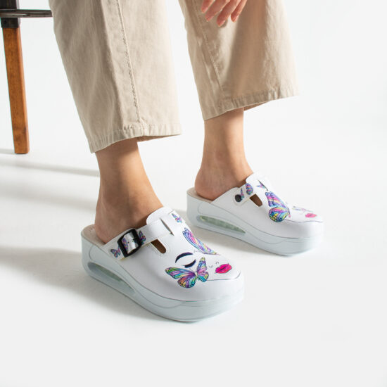 Zuecos de trabajo con plataforma y diseño colorido | TUASOLEA