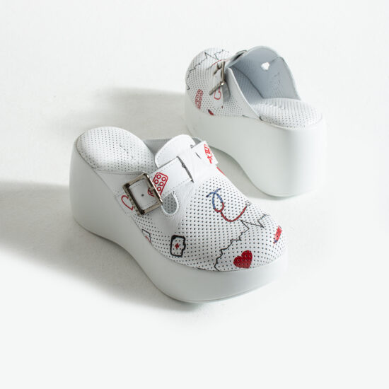 Zuecos sanitarios de piel con plataforma alta | TUASOLEA