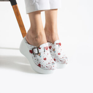 Zuecos sanitarios de piel con plataforma alta Zuecos con plataforma mujer Sanitarios