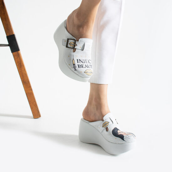 Zuecos de trabajo de piel con plataforma alta para esteticistas | TUASOLEA