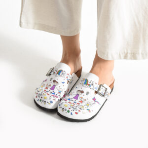 Zuecos planos estampados con hebilla para maestras Zuecos planos mujer