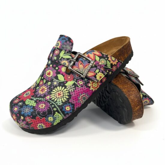 Alternative view of Zuecos planos estampados de piel con hebilla