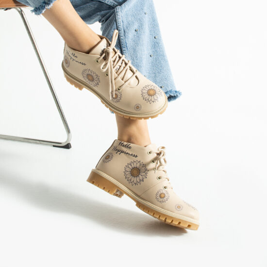 Alternative view of Botines planos beige de piel para mujer con cordones