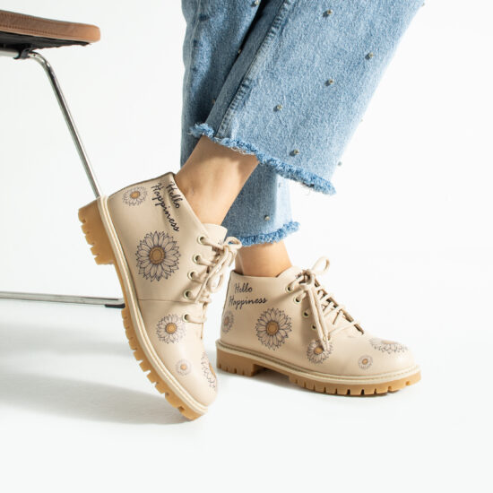 Botines planos beige de piel para mujer con cordones | TUASOLEA