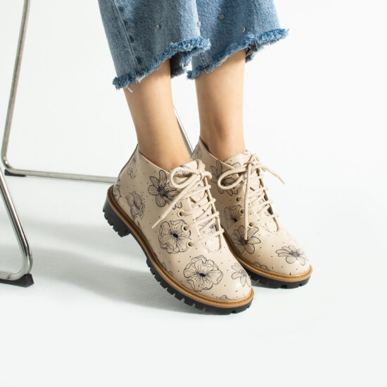 Botines planos beige de piel para mujer con cordones | TUASOLEA