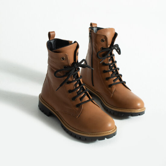 Botas planas de piel marrones para mujer | TUASOLEA