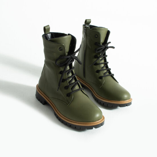 Botas planas de piel verde oscuro para mujer | TUASOLEA