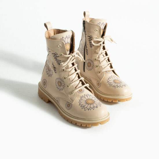 Botas planas de piel beige para mujer con cordones | TUASOLEA