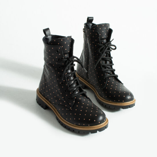 Botas planas negras de piel para mujer con cordones | TUASOLEA