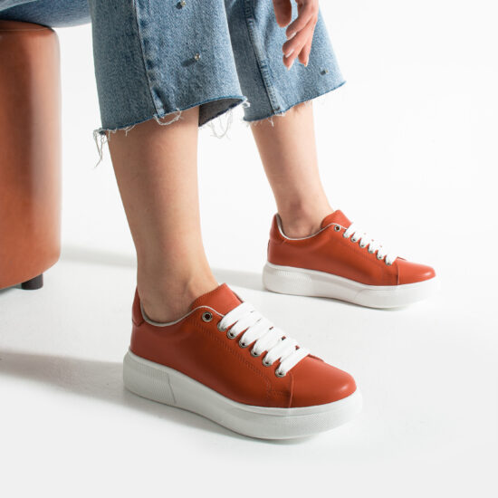 Alternative view of Zapatillas rojas casual de piel para mujer