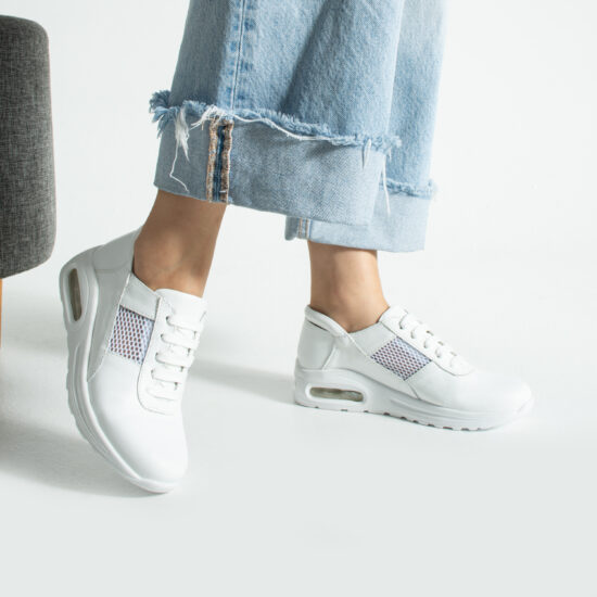Zapatillas sanitarias blancas de piel ultraligeras y cómodas | TUASOLEA