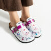 Zuecos planos estampados con hebilla Zuecos con dibujos Estampados 2