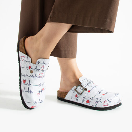 Zuecos planos estampados para enfermera | TUASOLEA