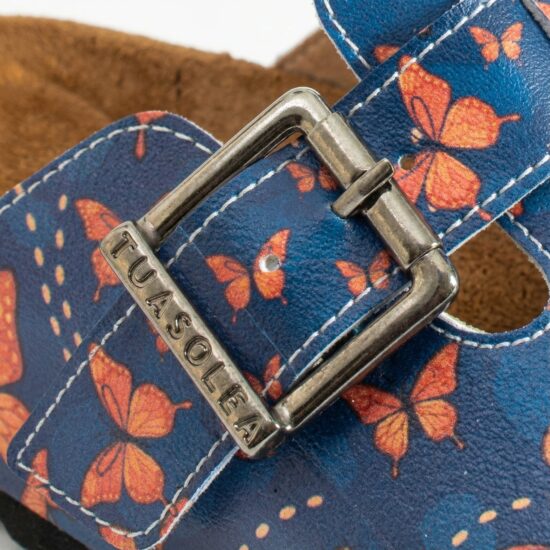 Zuecos planos estampados con hebilla | TUASOLEA