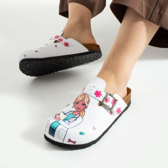 Zuecos planos estampados para veterinaria | TUASOLEA