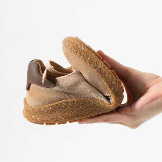 Zapatos barefoot mujer con horma ancha - Almond | TUASOLEA