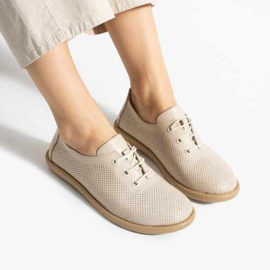 Zapatos cómodos beige de piel para mujer con memory foam