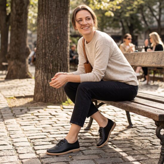 Zapatos cómodos negros de piel para mujer con memory foam - detalle