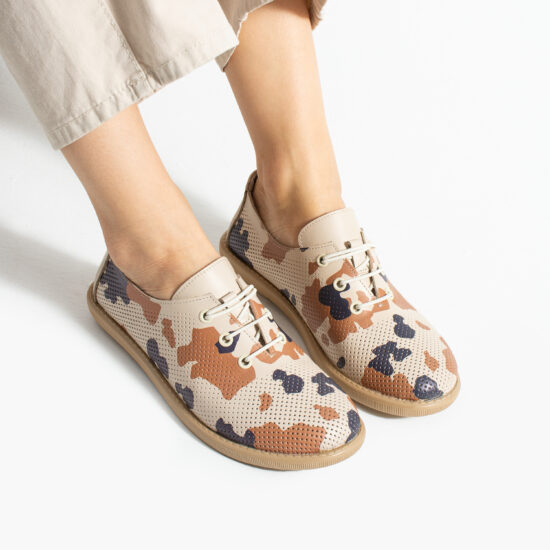 Zapatos cómodos con estampado camuflaje de piel para mujer con memory foam