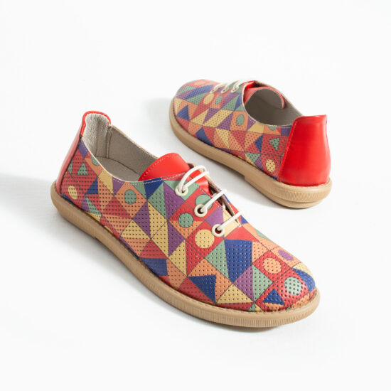 Zapatos cómodos de piel para mujer con memory foam y estampado geométrico - vista lateral