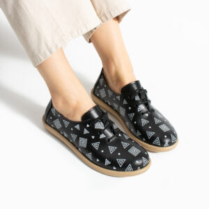 Zapatos cómodos de piel negros para mujer con memory foam